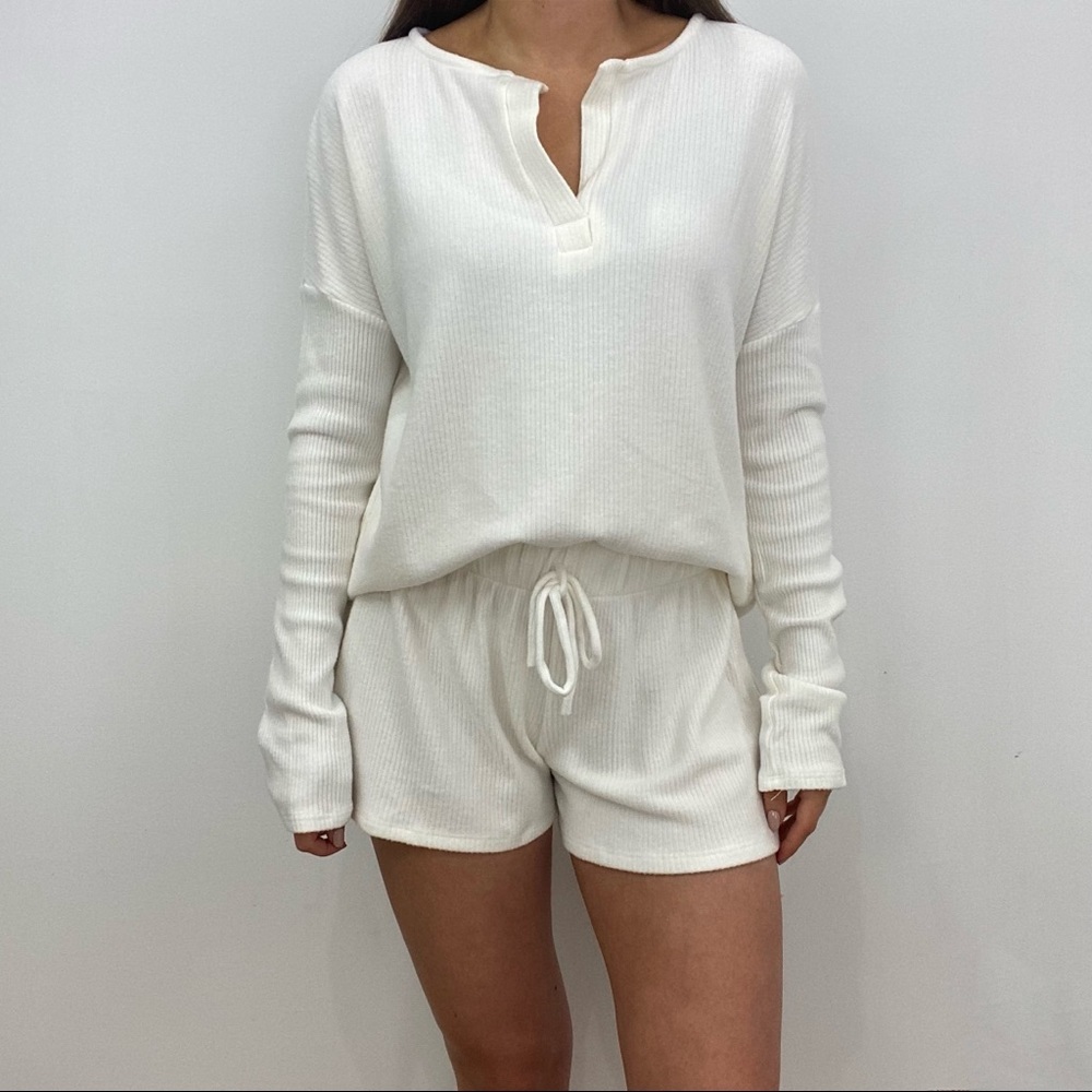 Ivory Rib Knit Lounge Shorts - Picture 6 of 6